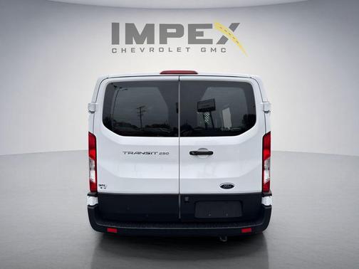 Oxford White 2023 Ford Transit-250 Base