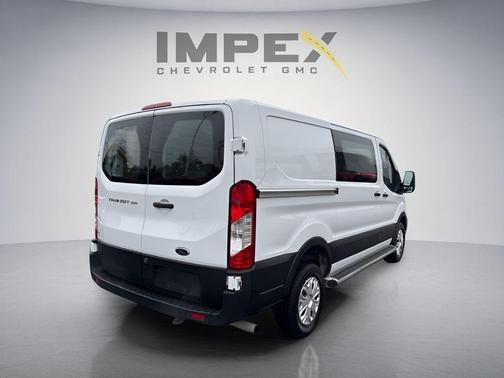 Oxford White 2023 Ford Transit-250 Base