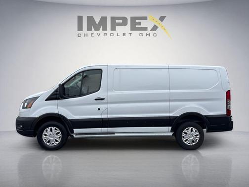 Oxford White 2023 Ford Transit-250 Base