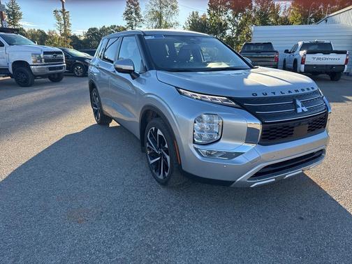 2024 Mitsubishi Outlander SE 2.5 2WD