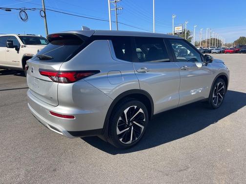 2024 Mitsubishi Outlander SE 2.5 2WD