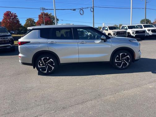 2024 Mitsubishi Outlander SE 2.5 2WD