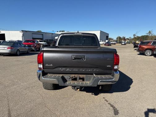 2019 Toyota Tacoma SR