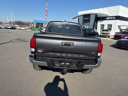 2019 Toyota Tacoma SR