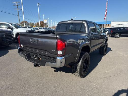 2019 Toyota Tacoma SR