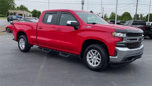 Photo 2 of 46 of 2021 Chevrolet Silverado 1500 LT