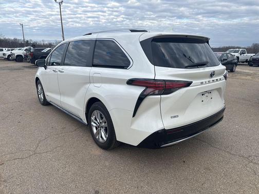 2021 Toyota Sienna Limited 7-Passenger
