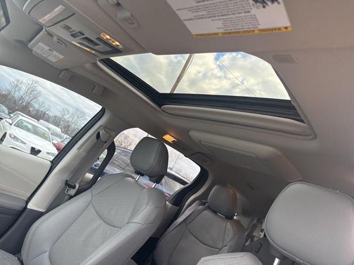 2021 Toyota Sienna Limited 7-Passenger