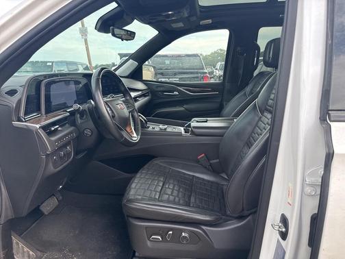 2021 Cadillac Escalade Sport Platinum