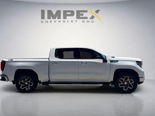 Summit White 2023 GMC Sierra 1500 SLT