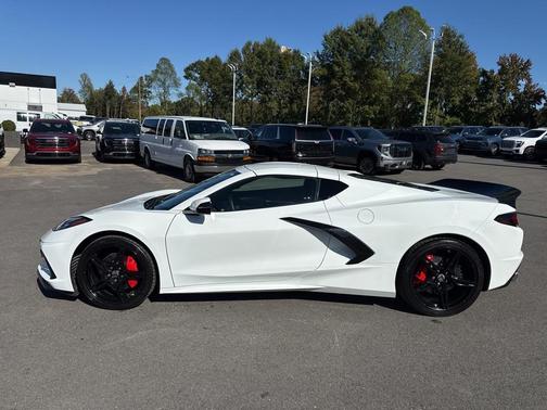 2024 Chevrolet Corvette Stingray w/2LT