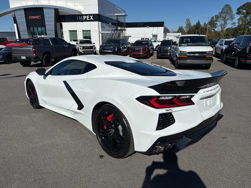 2024 Chevrolet Corvette Stingray w/2LT