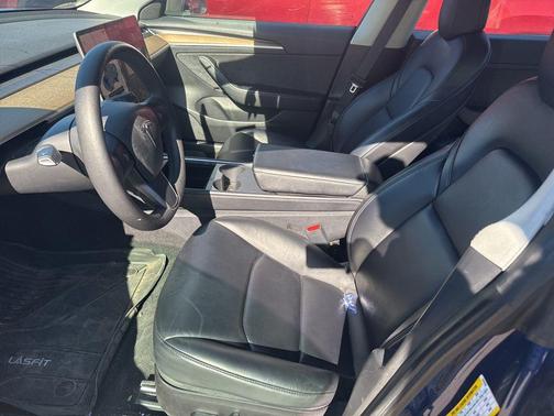Deep Blue Metallic 2021 Tesla Model 3 Standard Range Plus