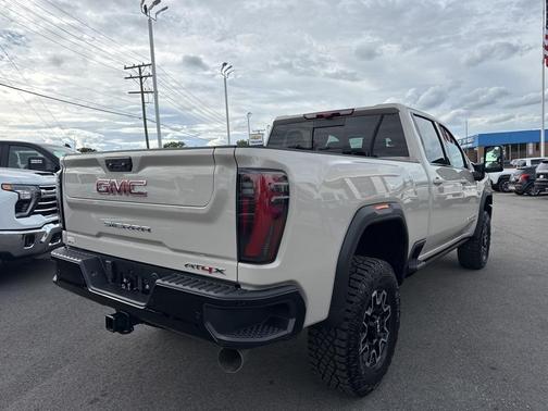 2026 GMC Sierra 2500 AT4