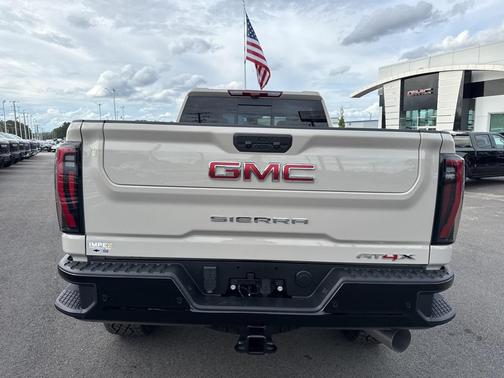 2026 GMC Sierra 2500 AT4