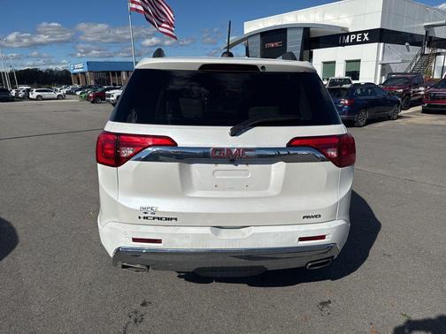 2017 GMC Acadia Denali