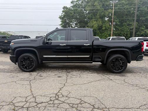 Black 2025 Chevrolet Silverado 2500 High Country