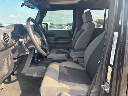 2008 Jeep Wrangler Unlimited X