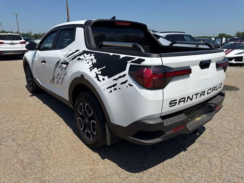 Atlas White 2024 Hyundai SANTA CRUZ SEL