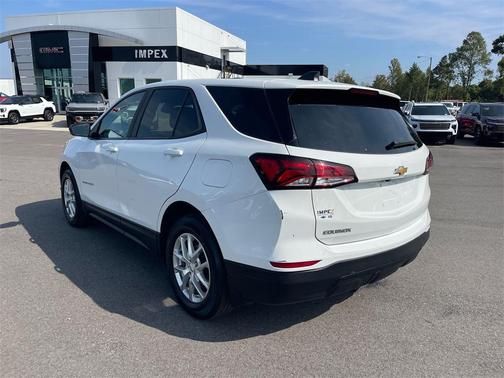 2022 Chevrolet Equinox LS