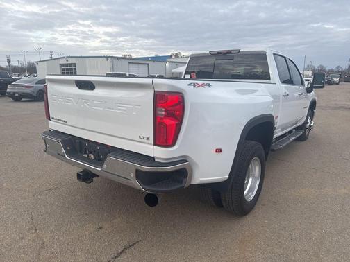2024 Chevrolet Silverado 3500 LTZ