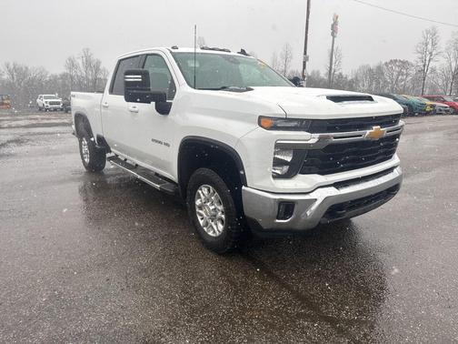 2024 Chevrolet Silverado 2500 LT