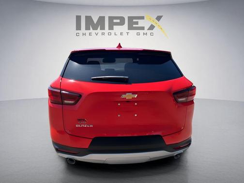Habanero Orange 2026 Chevrolet Blazer 2LT