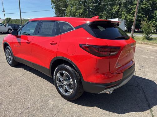 Habanero Orange 2026 Chevrolet Blazer 2LT
