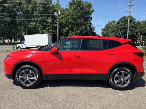 Habanero Orange 2026 Chevrolet Blazer 2LT