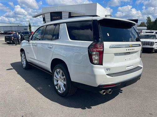 2023 Chevrolet Tahoe 4WD High Country