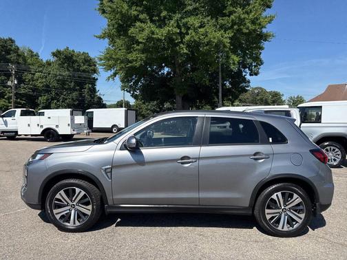 2022 Mitsubishi Outlander Sport SE