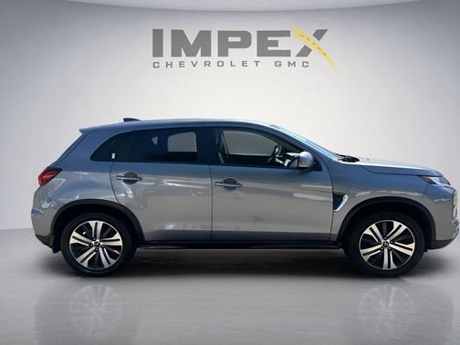 2022 Mitsubishi Outlander Sport SE