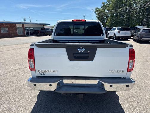 2016 Nissan Frontier SV