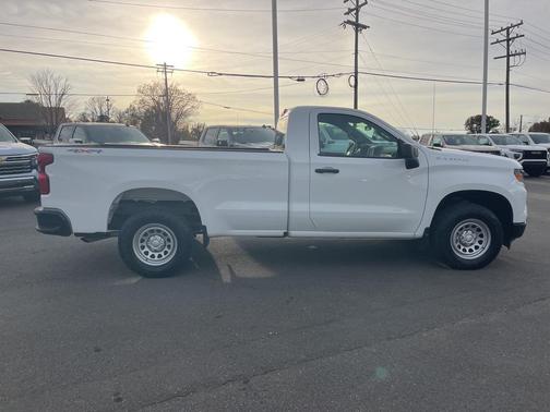 2022 Chevrolet Silverado 1500 WT