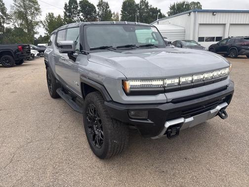 2024 GMC HUMMER EV SUV 2X