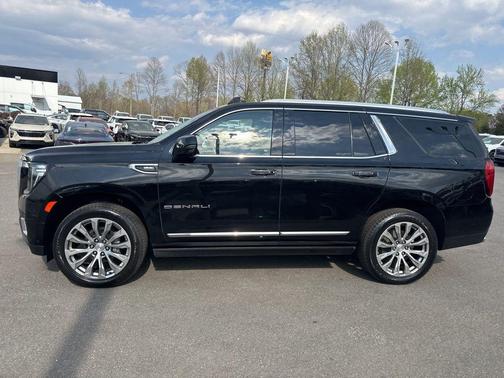 Onyx Black 2023 GMC Yukon Denali