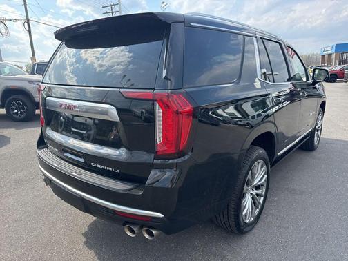 Onyx Black 2023 GMC Yukon Denali