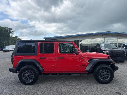 Firecracker Red Clearcoat 2025 Jeep Wrangler Sport S