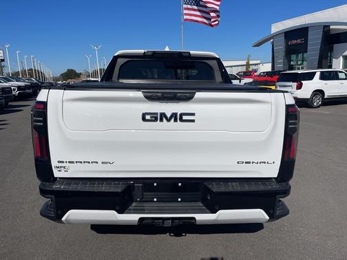 2025 GMC Sierra EV Max Range Denali