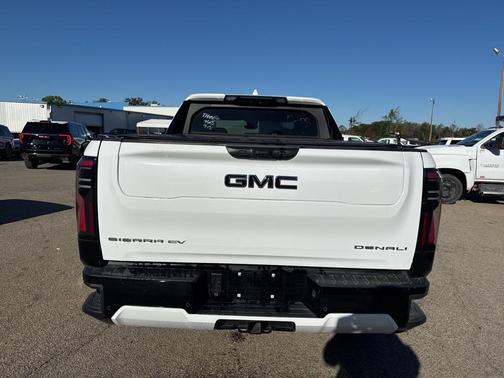 2025 GMC Sierra EV Max Range Denali