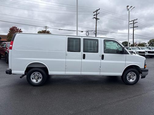 2025 Chevrolet Express 3500 RWD 3500 Extended Wheelbase WT