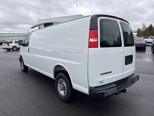 2025 Chevrolet Express 3500 RWD 3500 Extended Wheelbase WT