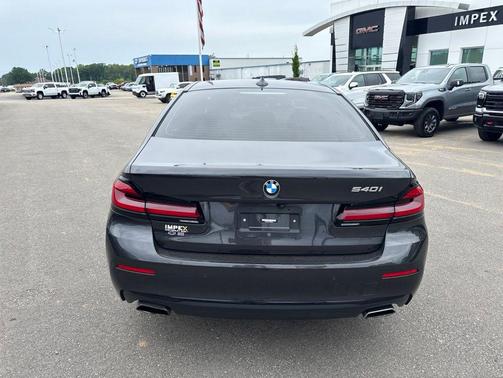 2023 BMW 540 i