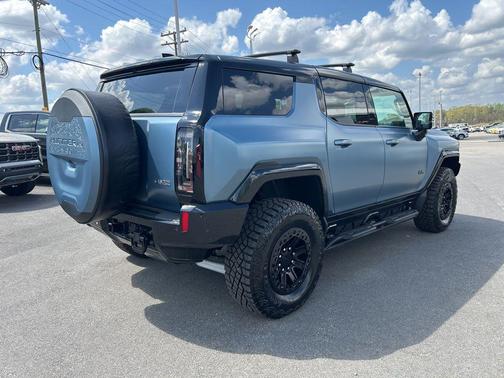 Blue 2024 GMC HUMMER EV SUV 3X
