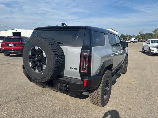 2024 GMC HUMMER EV SUV 3X