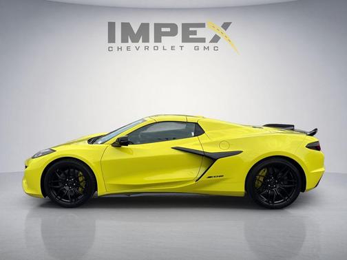 Accelerate Yellow Metallic 2024 Chevrolet Corvette Z06