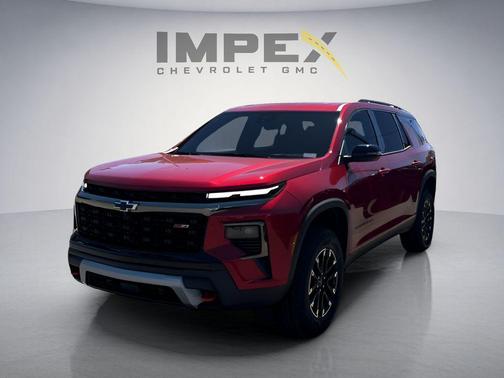 Radiant Red Tintcoat 2026 Chevrolet Traverse AWD Z71
