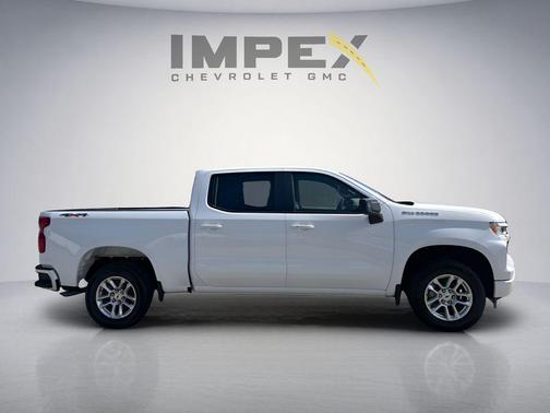 Summit White 2026 Chevrolet Silverado 1500 RST