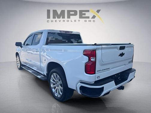 Iridescent Pearl Tricoat 2021 Chevrolet Silverado 1500 High Country