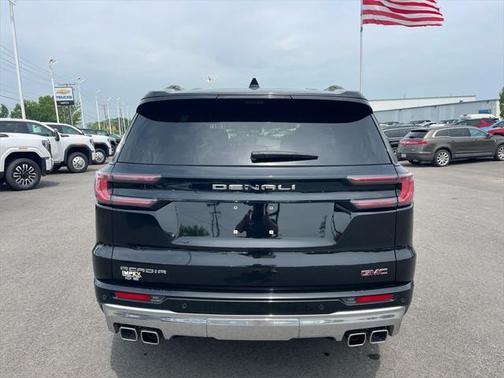 2024 GMC Acadia Denali